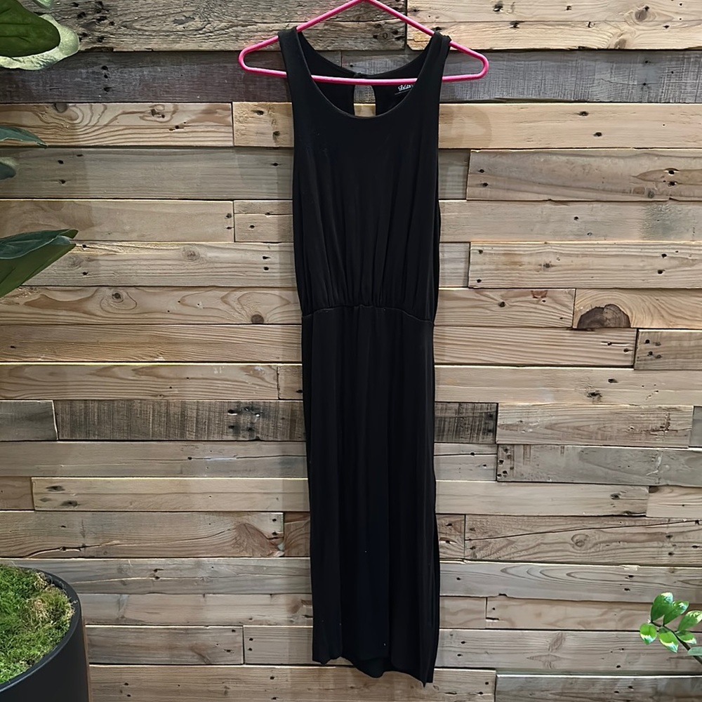 💖Black Lulus Dress with Side split Size Medium!